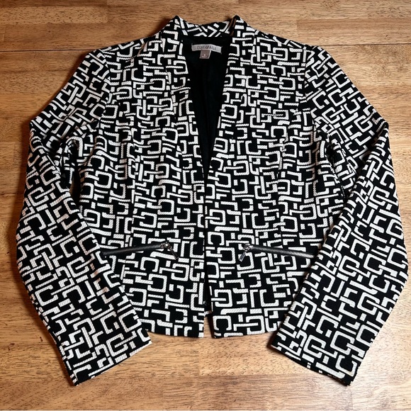 Roz & Ali Black and White Modern Geometric Patterned Blazer Jacket Small - Picture 2 of 11